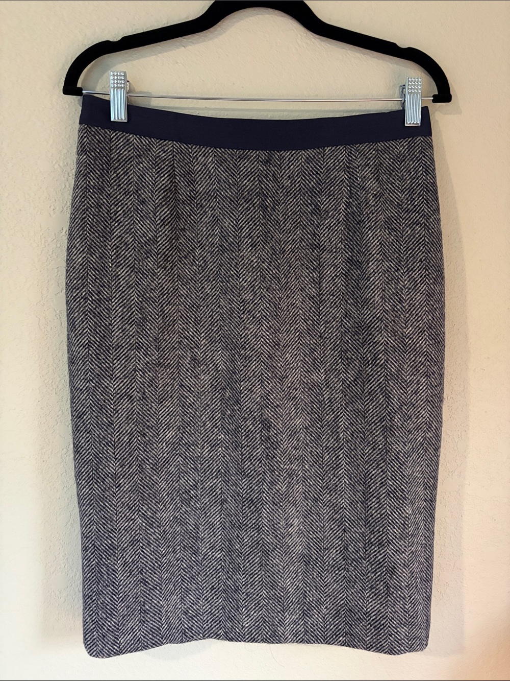 Vintage Boden Gray Herringbone Pencil Skirt with Navy Waistband 10R
